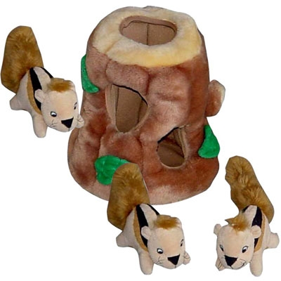 Outward Hound Hide-A-Squirrel Puzzle Plush™